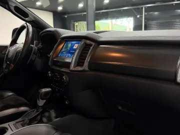 FORD 2.0 TDCi Raptor DoKa 4x4 Perf FOXPro AHK Keyless