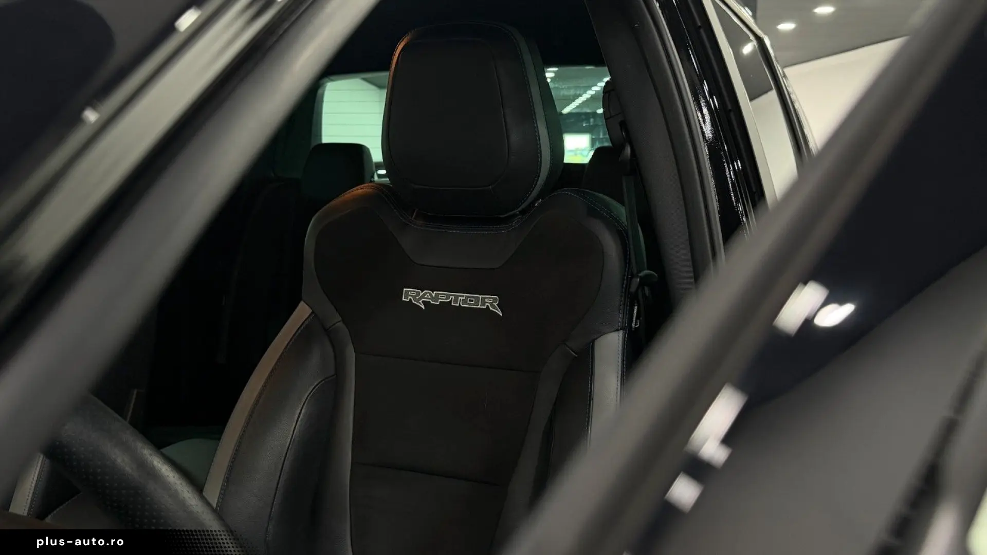 FORD 2.0 TDCi Raptor DoKa 4x4 Perf FOXPro AHK Keyless