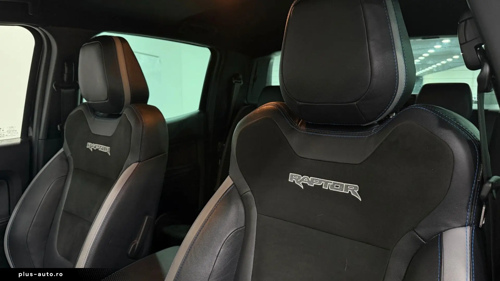 FORD 2.0 TDCi Raptor DoKa 4x4 Perf FOXPro AHK Keyless