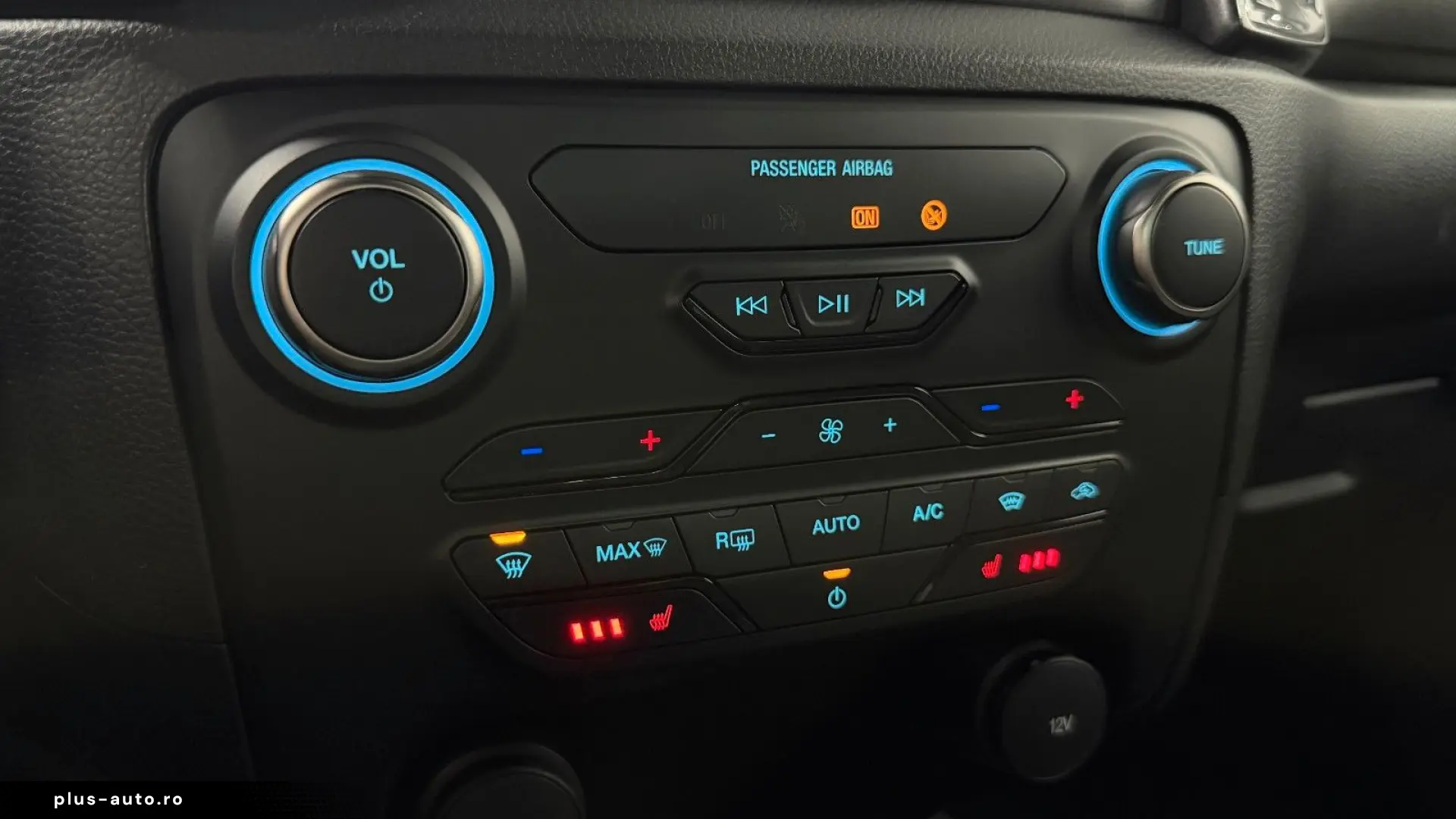 FORD 2.0 TDCi Raptor DoKa 4x4 Perf FOXPro AHK Keyless