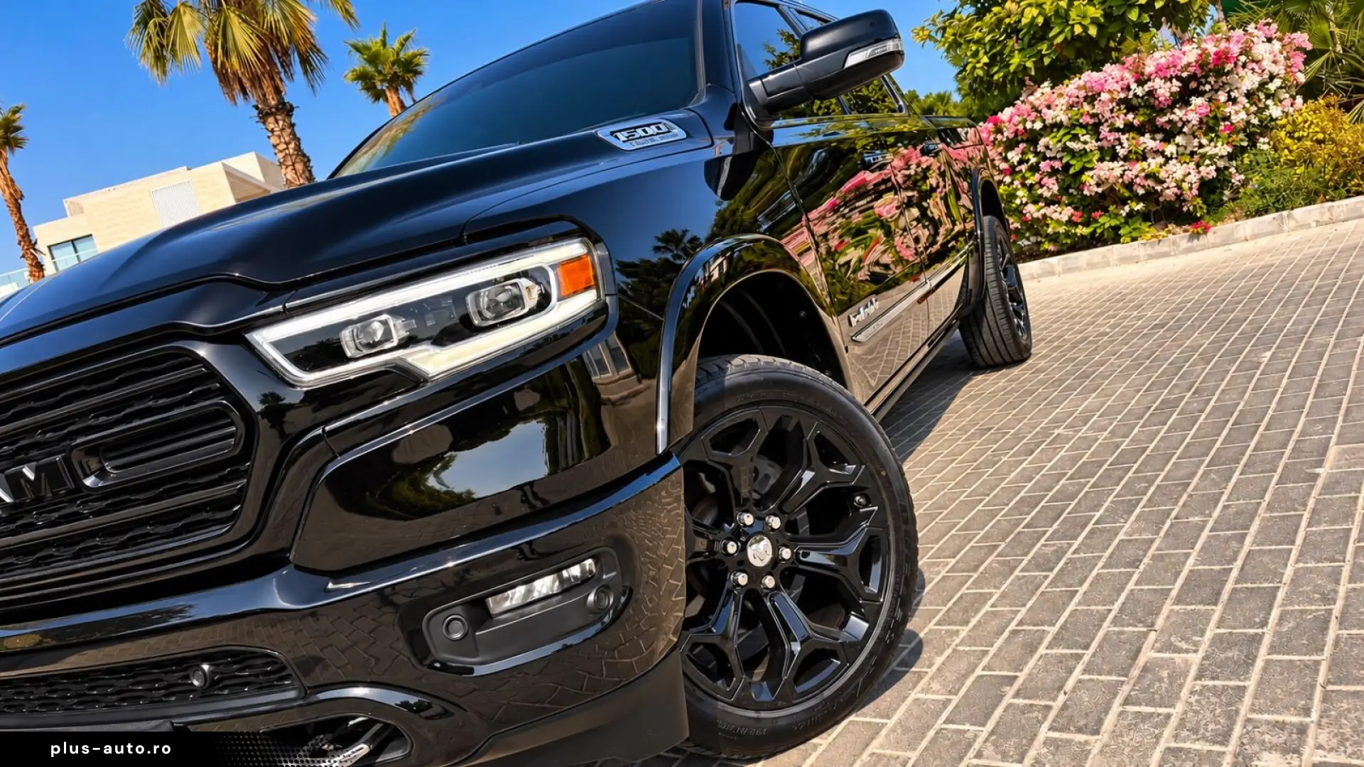DODGE LIMITED CLEANCARFAX PANO LUFT NAVI RAMBOX HEADUP