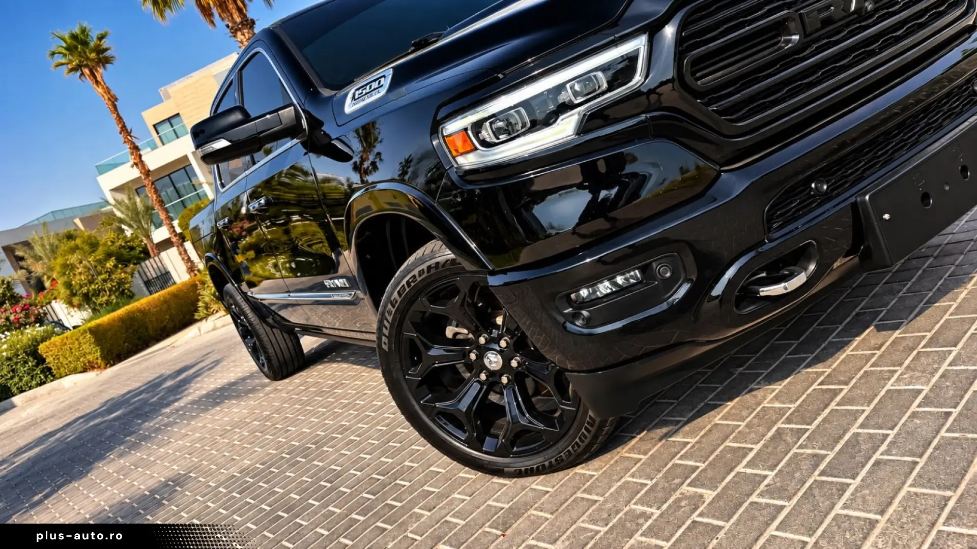 DODGE LIMITED CLEANCARFAX PANO LUFT NAVI RAMBOX HEADUP