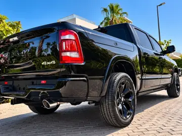 DODGE LIMITED CLEANCARFAX PANO LUFT NAVI RAMBOX HEADUP