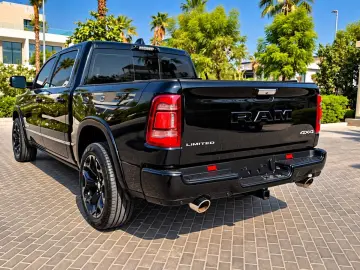 DODGE LIMITED CLEANCARFAX PANO LUFT NAVI RAMBOX HEADUP