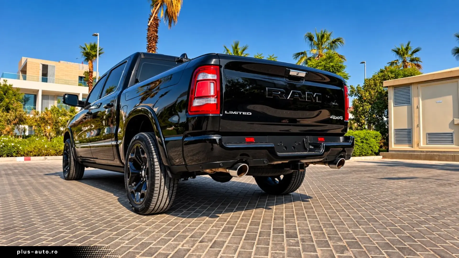 DODGE LIMITED CLEANCARFAX PANO LUFT NAVI RAMBOX HEADUP