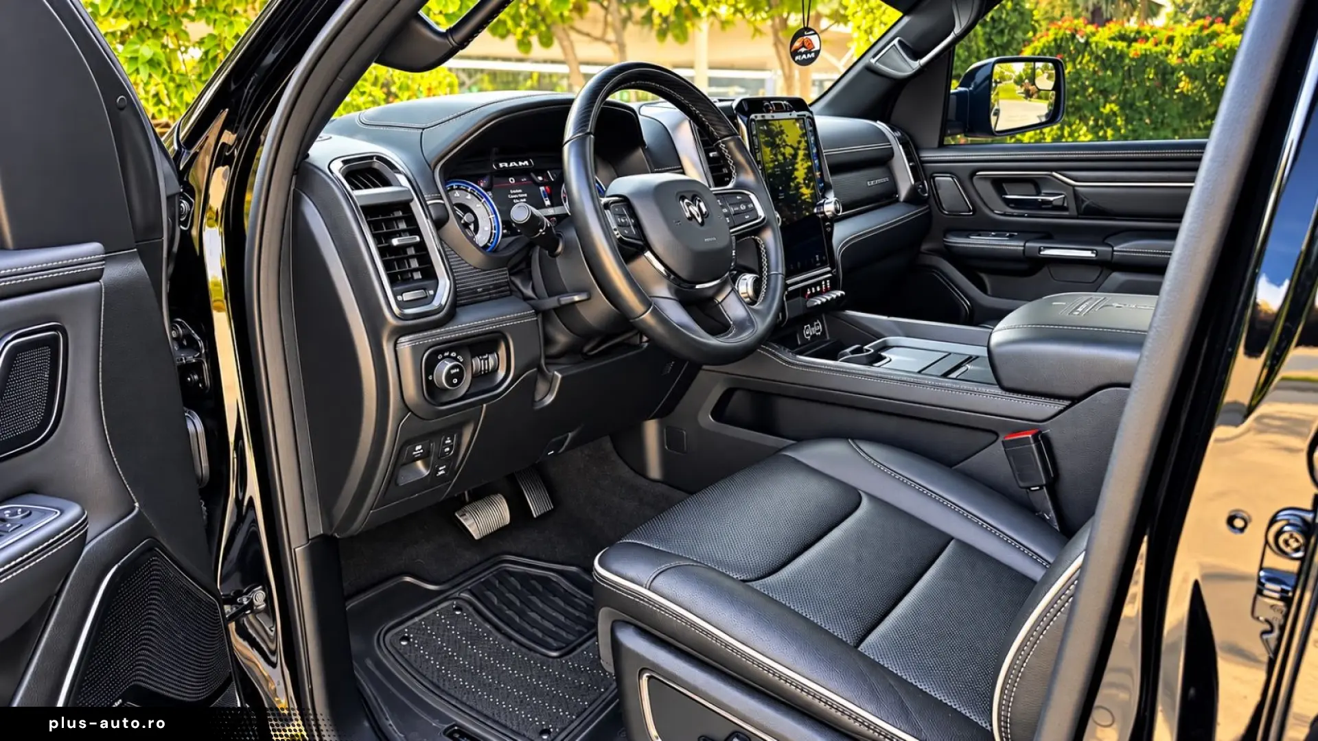 DODGE LIMITED CLEANCARFAX PANO LUFT NAVI RAMBOX HEADUP