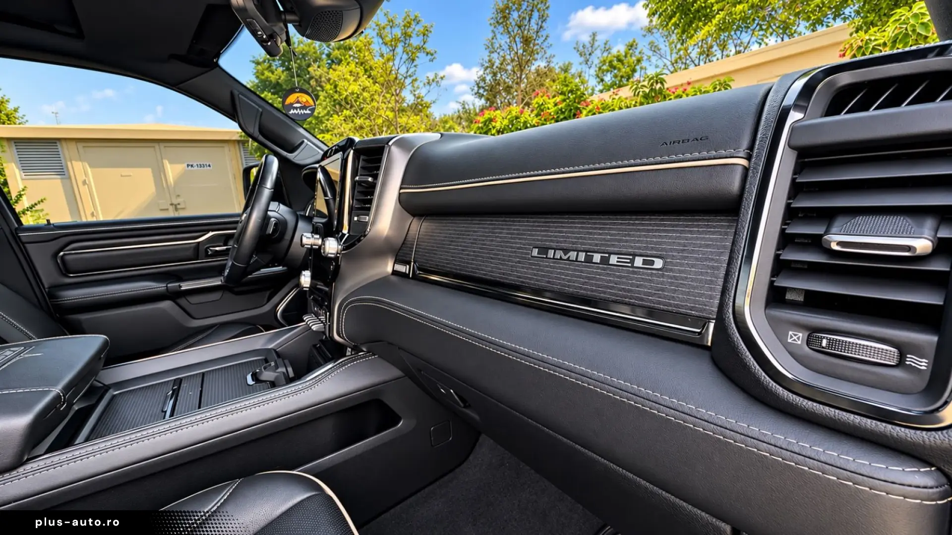 DODGE LIMITED CLEANCARFAX PANO LUFT NAVI RAMBOX HEADUP