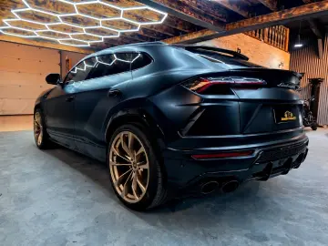 LAMBORGHINI Urus 4.0 V8 Panorama B&O Anima Massagesitze 23