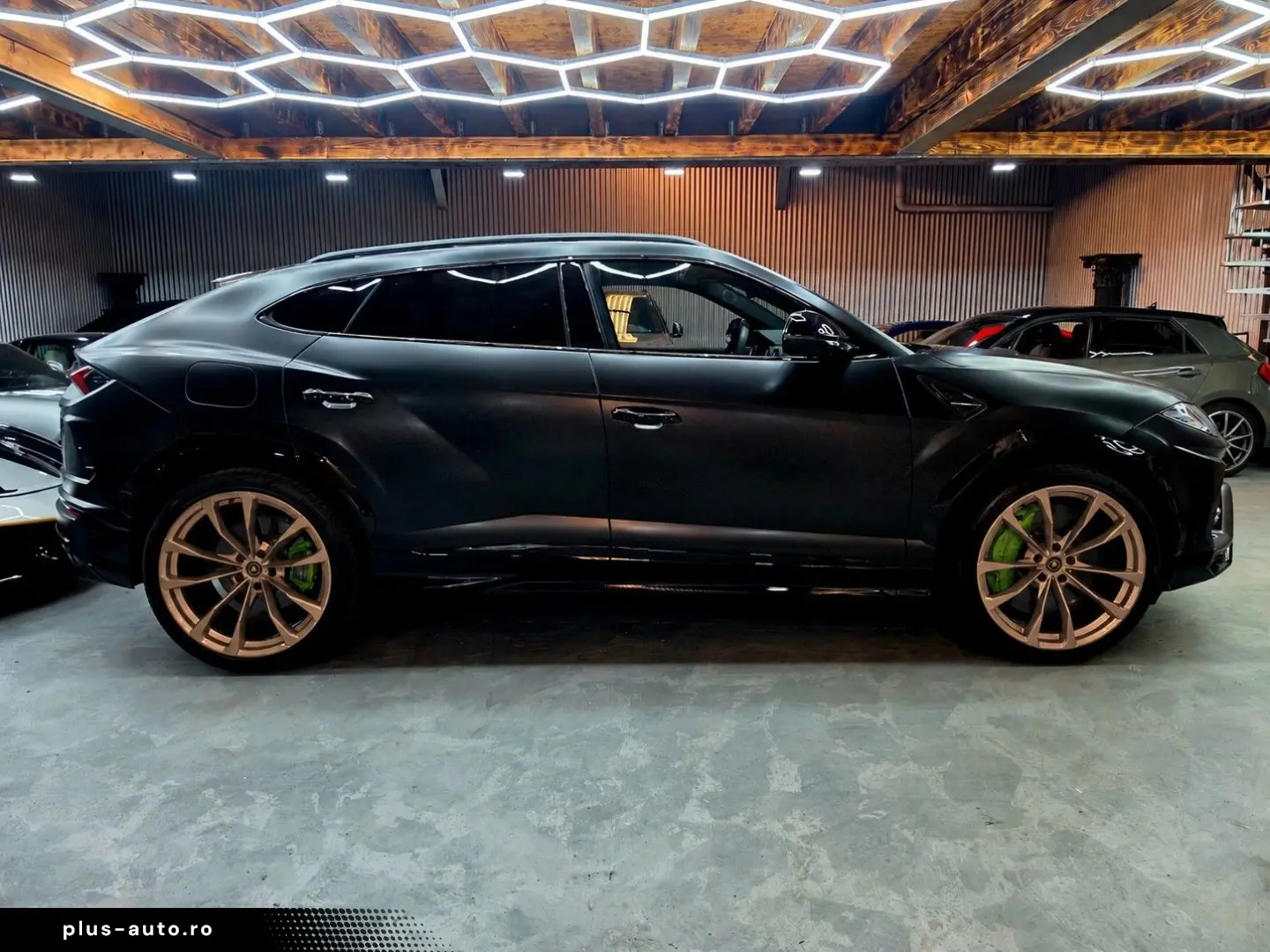 LAMBORGHINI Urus 4.0 V8 Panorama B&O Anima Massagesitze 23