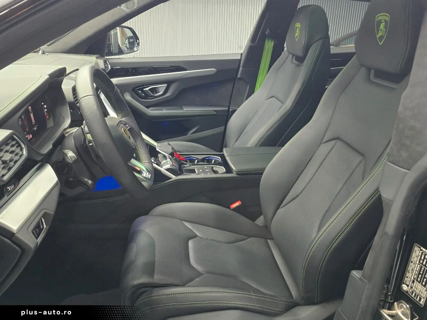 LAMBORGHINI Urus 4.0 V8 Panorama B&O Anima Massagesitze 23