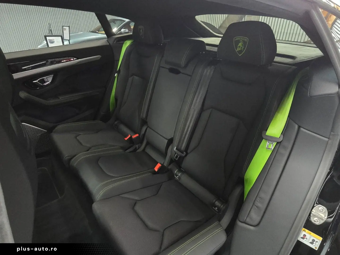 LAMBORGHINI Urus 4.0 V8 Panorama B&O Anima Massagesitze 23