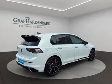 VW Golf VIII GTI DSG Clubsport Matrix Pano ACC DCC