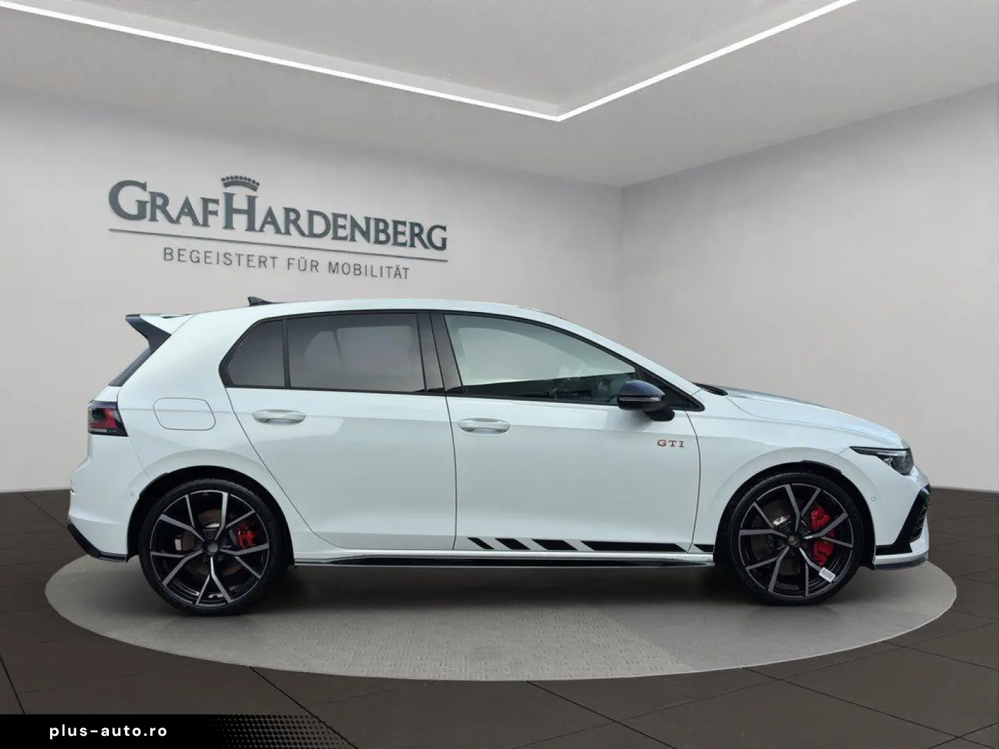 VW Golf VIII GTI DSG Clubsport Matrix Pano ACC DCC