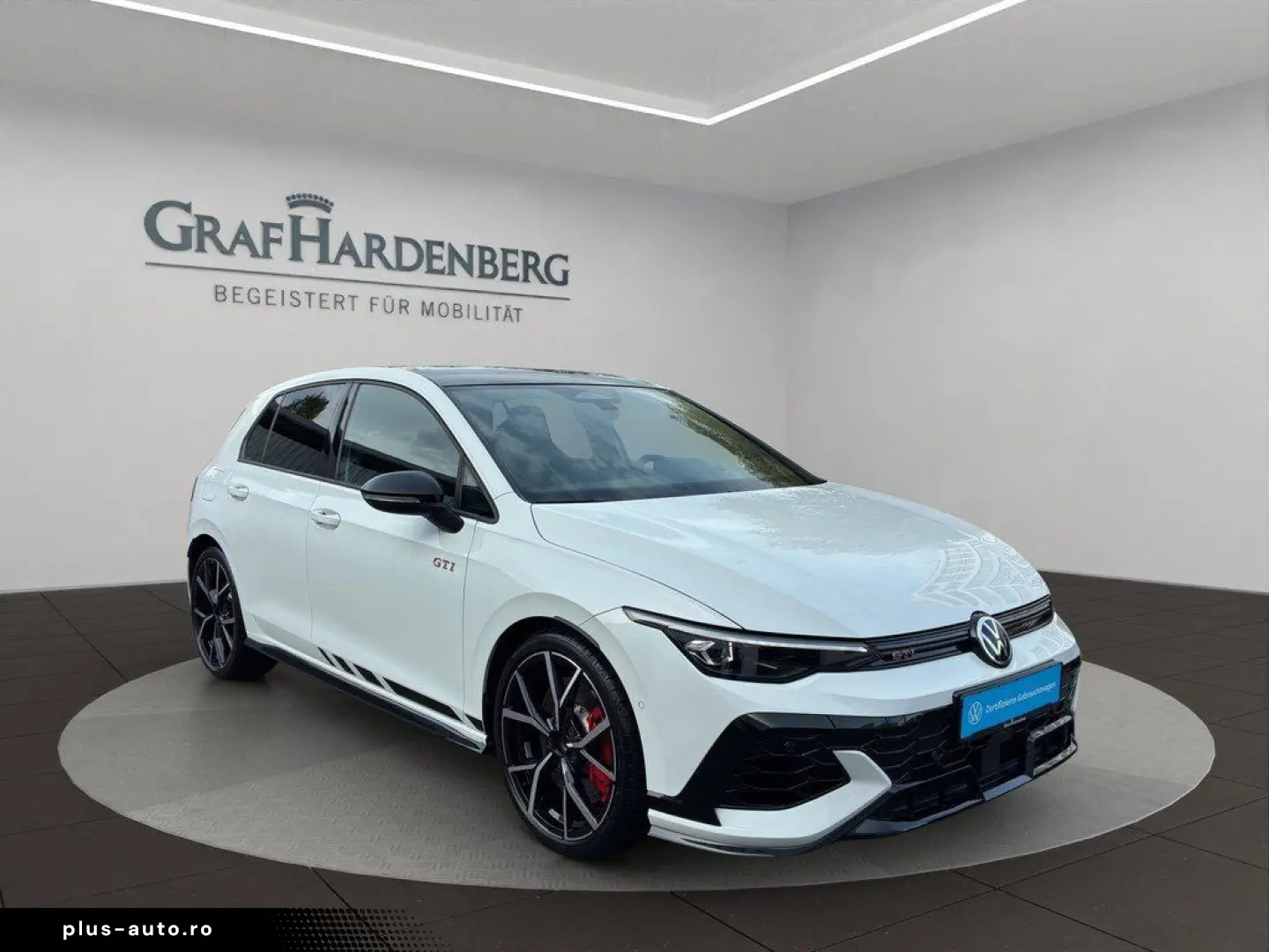 VW Golf VIII GTI DSG Clubsport Matrix Pano ACC DCC