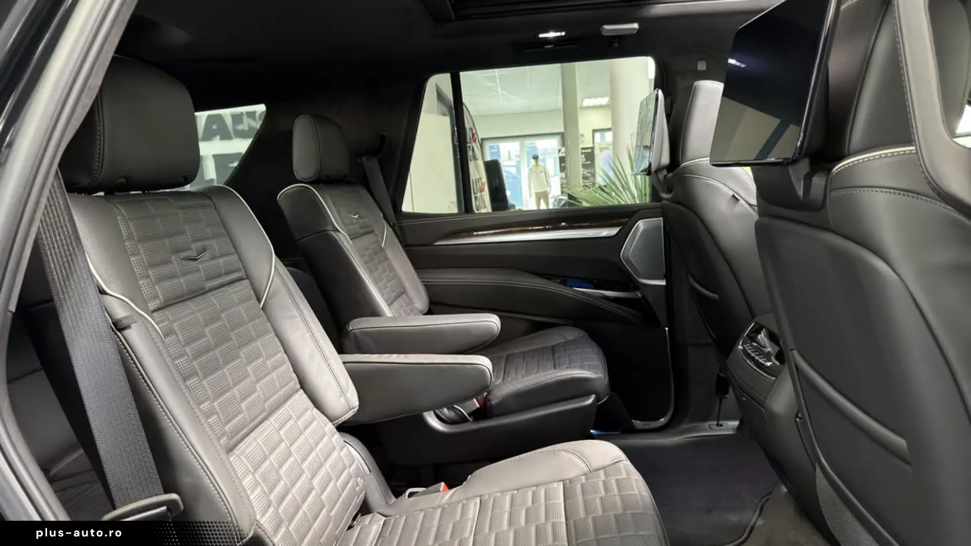 Cadillac Escalade Sport Platinum MY2026 360  • HUD • MASSAGE