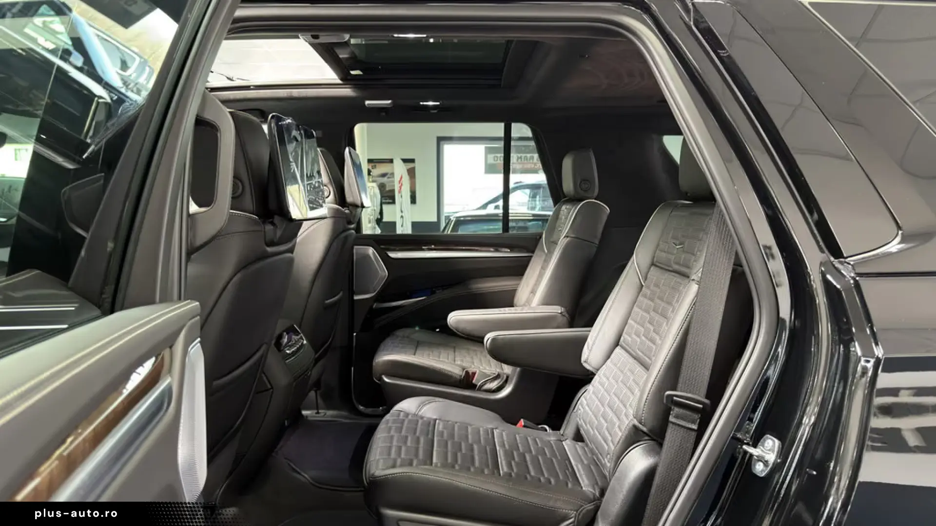 Cadillac Escalade Sport Platinum MY2026 360  • HUD • MASSAGE