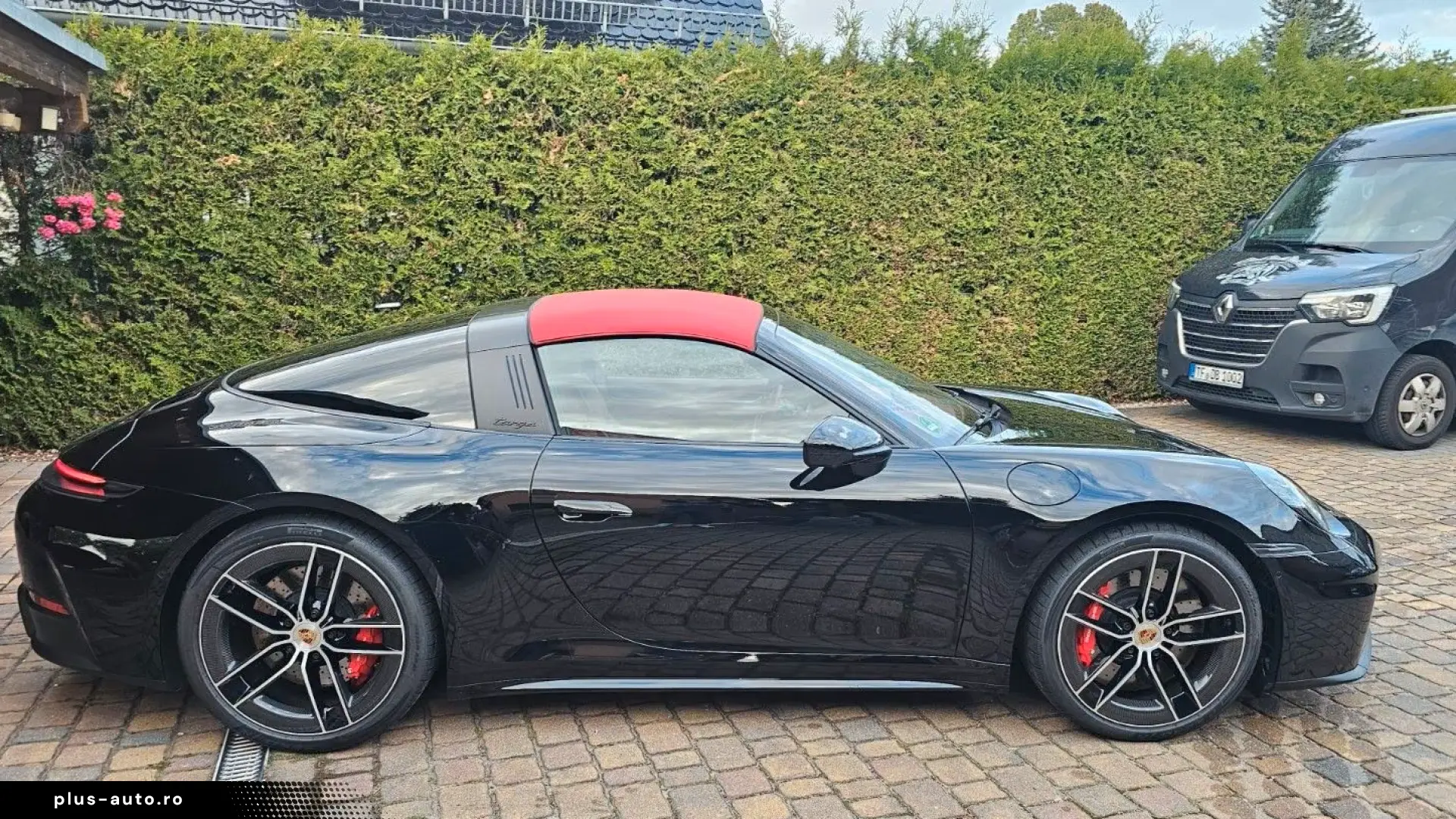 Porsche 911 Targa 4 GTS T-Hybrid SPORT CHRONO • PASM • BOSE