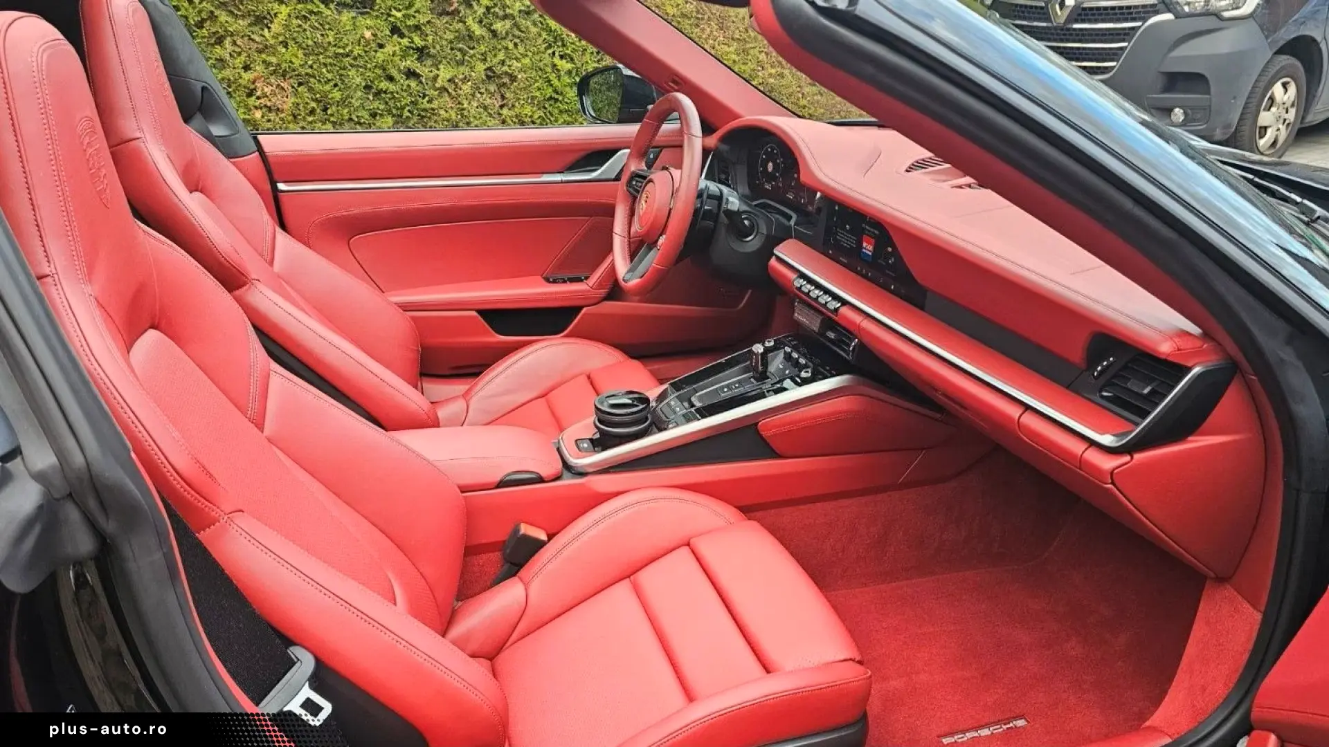 Porsche 911 Targa 4 GTS T-Hybrid SPORT CHRONO • PASM • BOSE