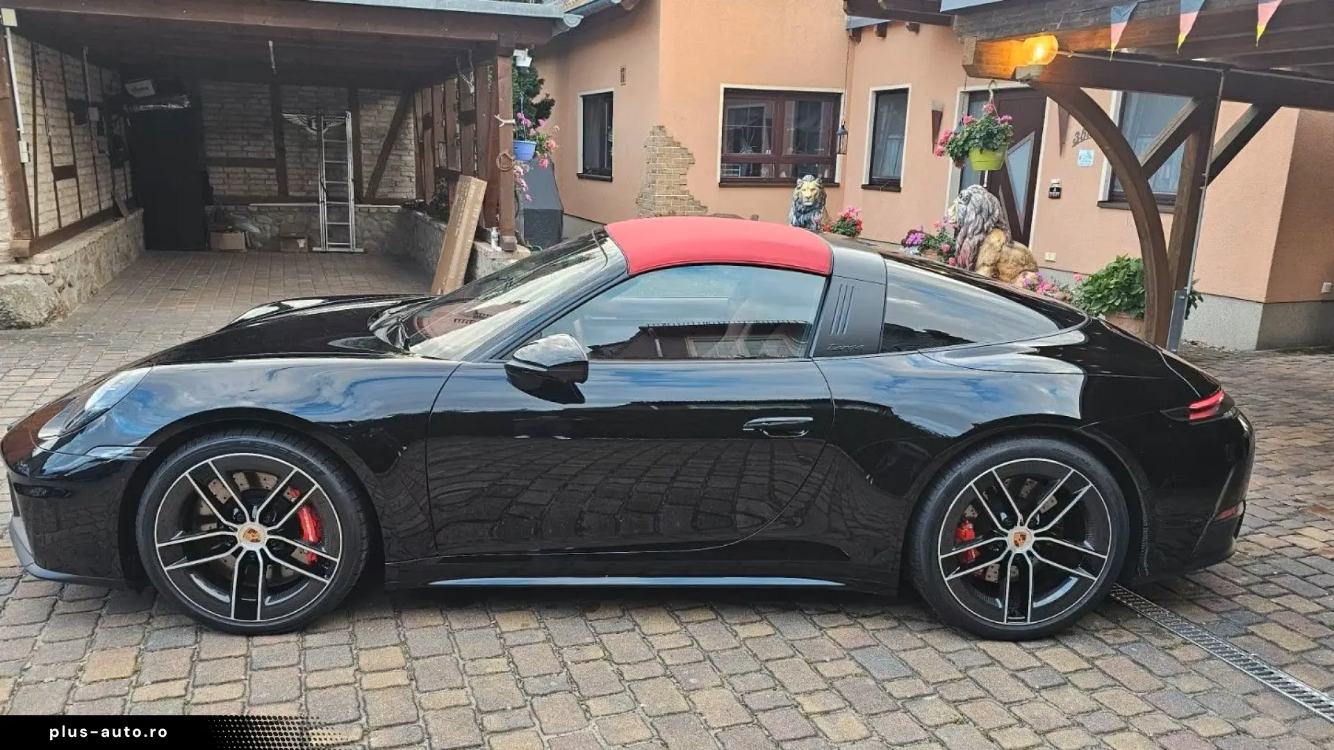 Porsche 911 Targa 4 GTS T-Hybrid SPORT CHRONO • PASM • BOSE