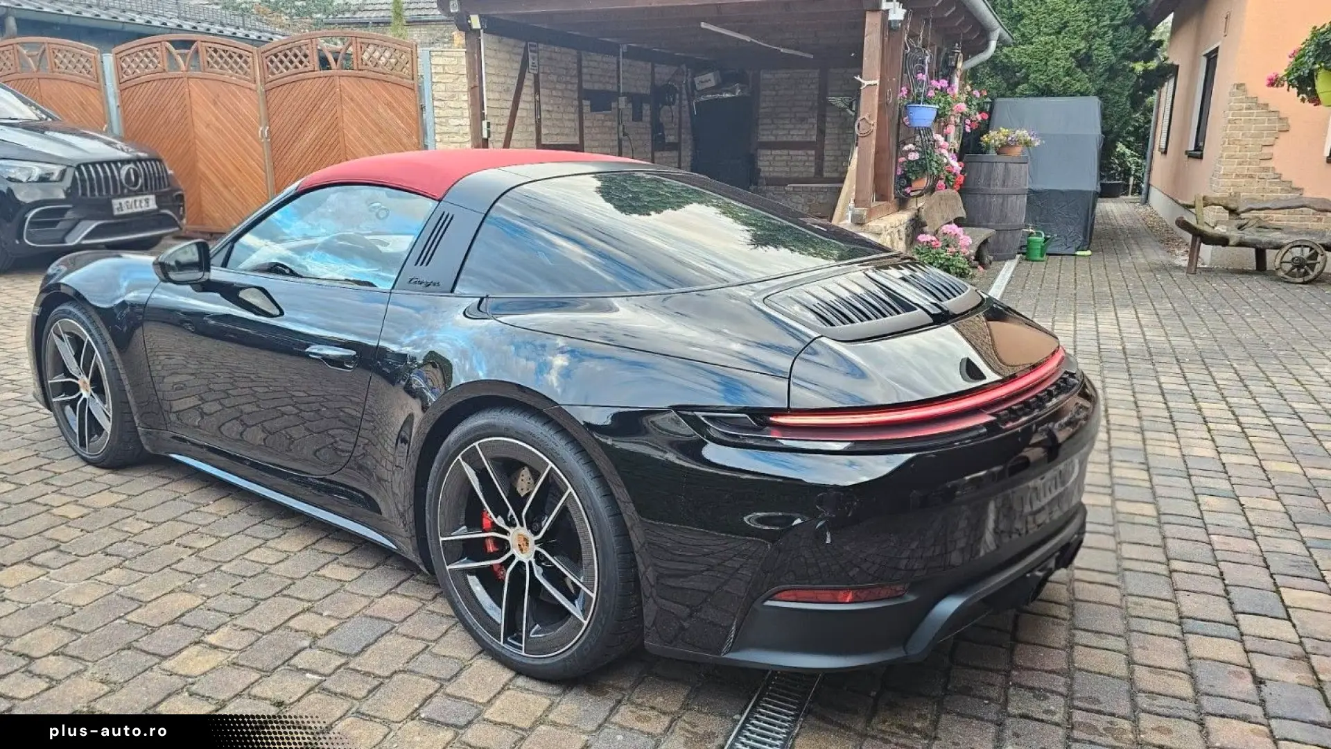 Porsche 911 Targa 4 GTS T-Hybrid SPORT CHRONO • PASM • BOSE