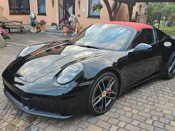 Porsche 911 Targa 4 GTS T-Hybrid SPORT CHRONO • PASM • BOSE