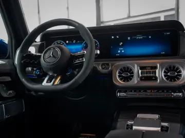 Mercedes-AMG G 63   605 CP • AMG OFF-ROAD PRO MASSAGE