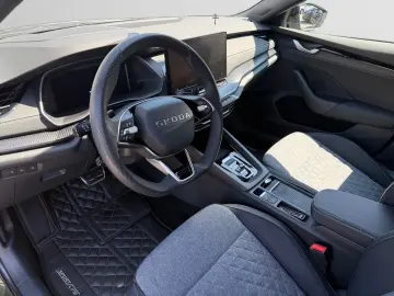 Skoda Octavia Combi 1.5 TSI mHEV 110 kW Sportline