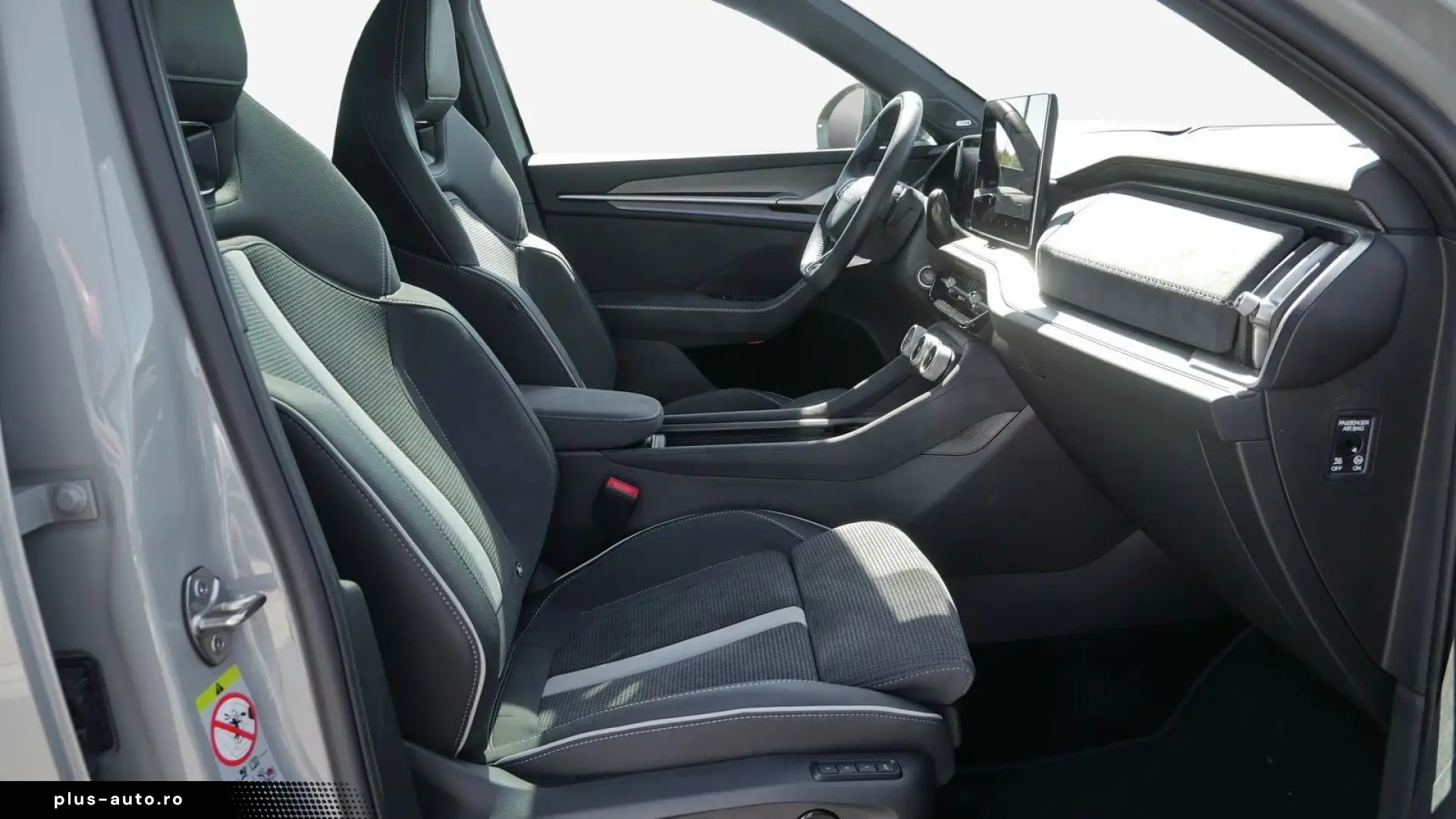Skoda Kodiaq Sportline 2 0 TDI DSG 4x4  AHK PANO STHZG