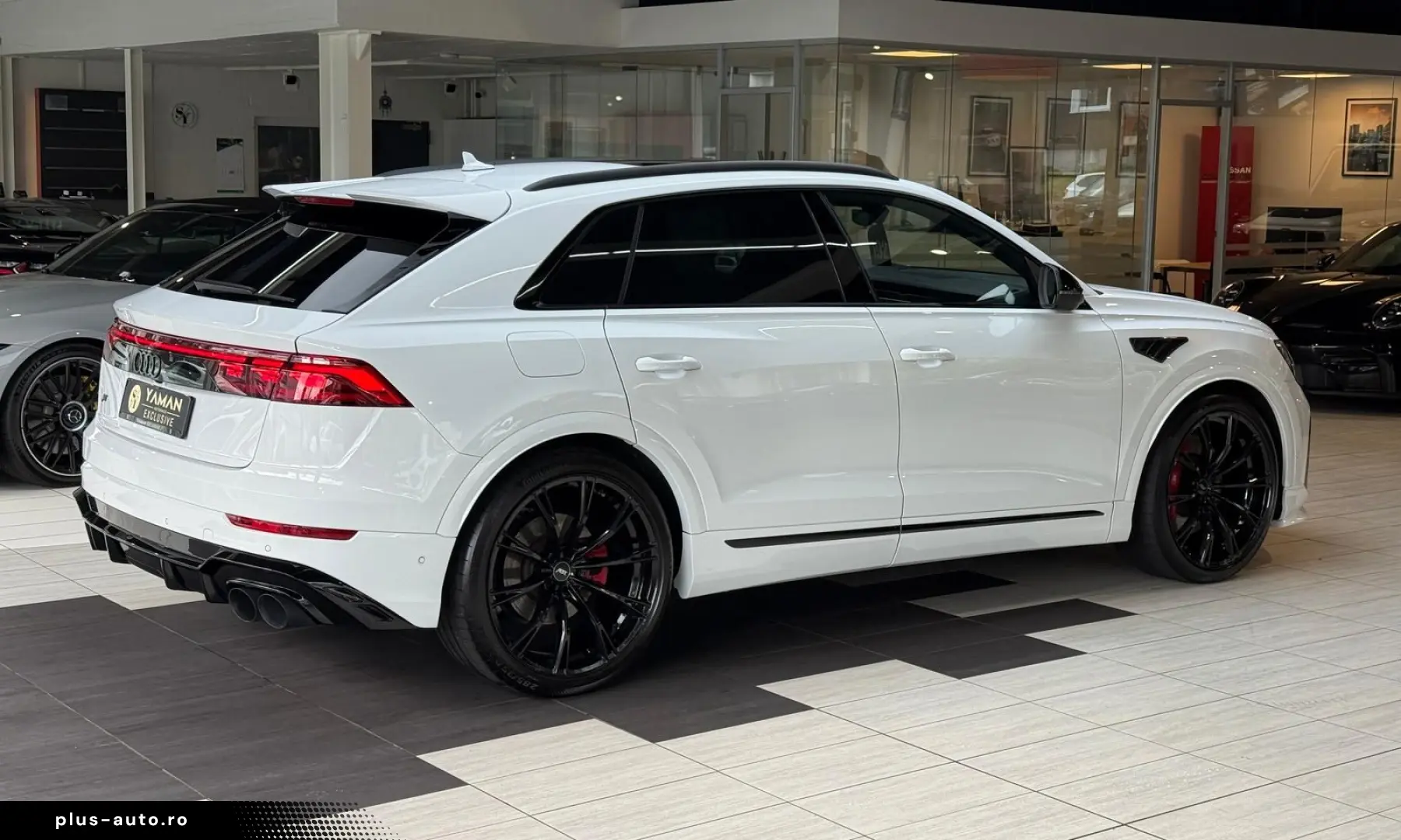 AUDI Q8 în leasing operațional MOOV