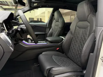 AUDI SQ8 4.0 V8 TFSI ABT  HuD StHzg B&O Massage Pano