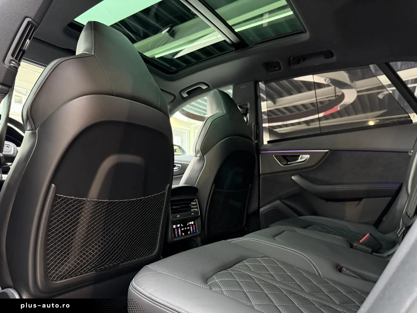 AUDI Q8 în leasing operațional MOOV
