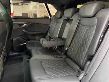 AUDI SQ8 4.0 V8 TFSI ABT  HuD StHzg B&O Massage Pano