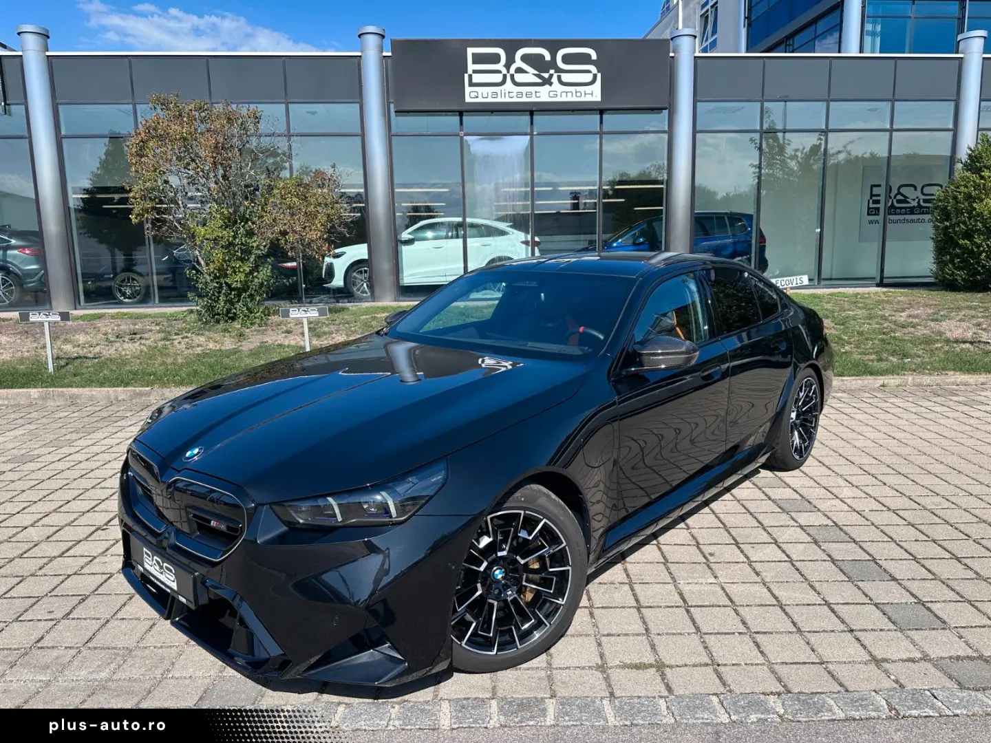 BMW M5 Limousine  ULTIMATE pack  M Driver´s Package