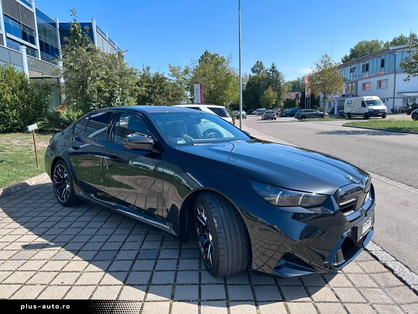 BMW M5 Limousine  ULTIMATE pack  M Driver´s Package