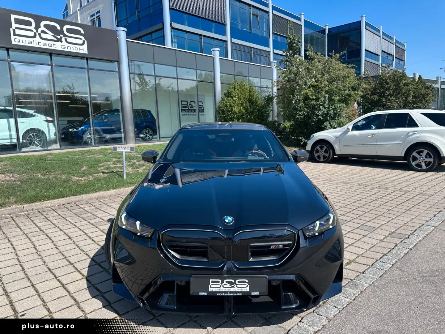 BMW M5 Limousine  ULTIMATE pack  M Driver´s Package