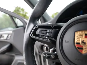 PORSCHE Macan Luftfederung 14-Wege Sitze Standheizung