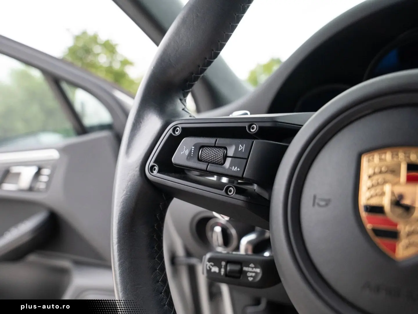PORSCHE Macan Luftfederung 14-Wege Sitze Standheizung