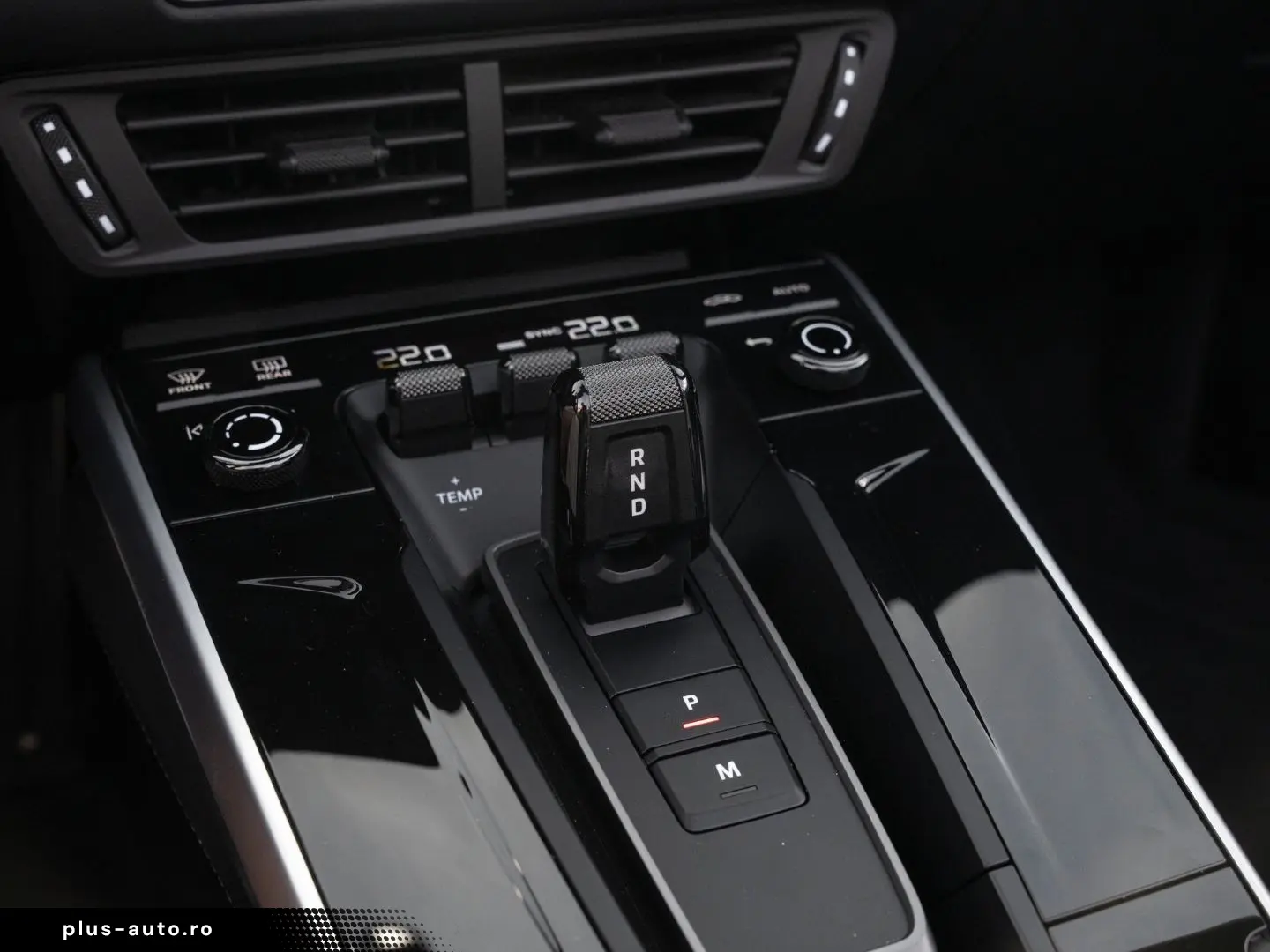 PORSCHE 992 992-2 911 Carrera Cabriolet BOSE CAM PASM