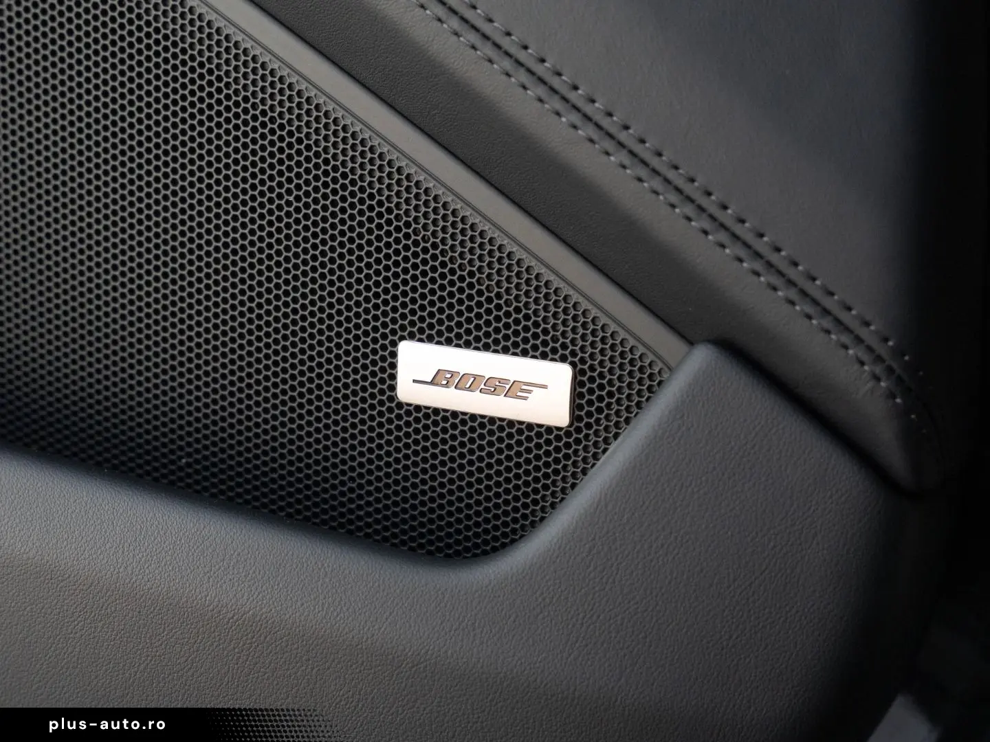 PORSCHE 992 992-2 911 Carrera Cabriolet BOSE CAM PASM