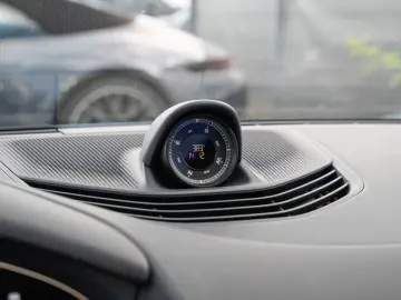 PORSCHE Taycan Turbo S Cross Turismo PCCB InnoDrive