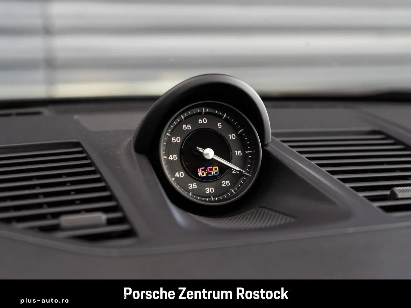 PORSCHE 992 911 Carrera 4S Cabriolet Sportfahrwerk BOSE