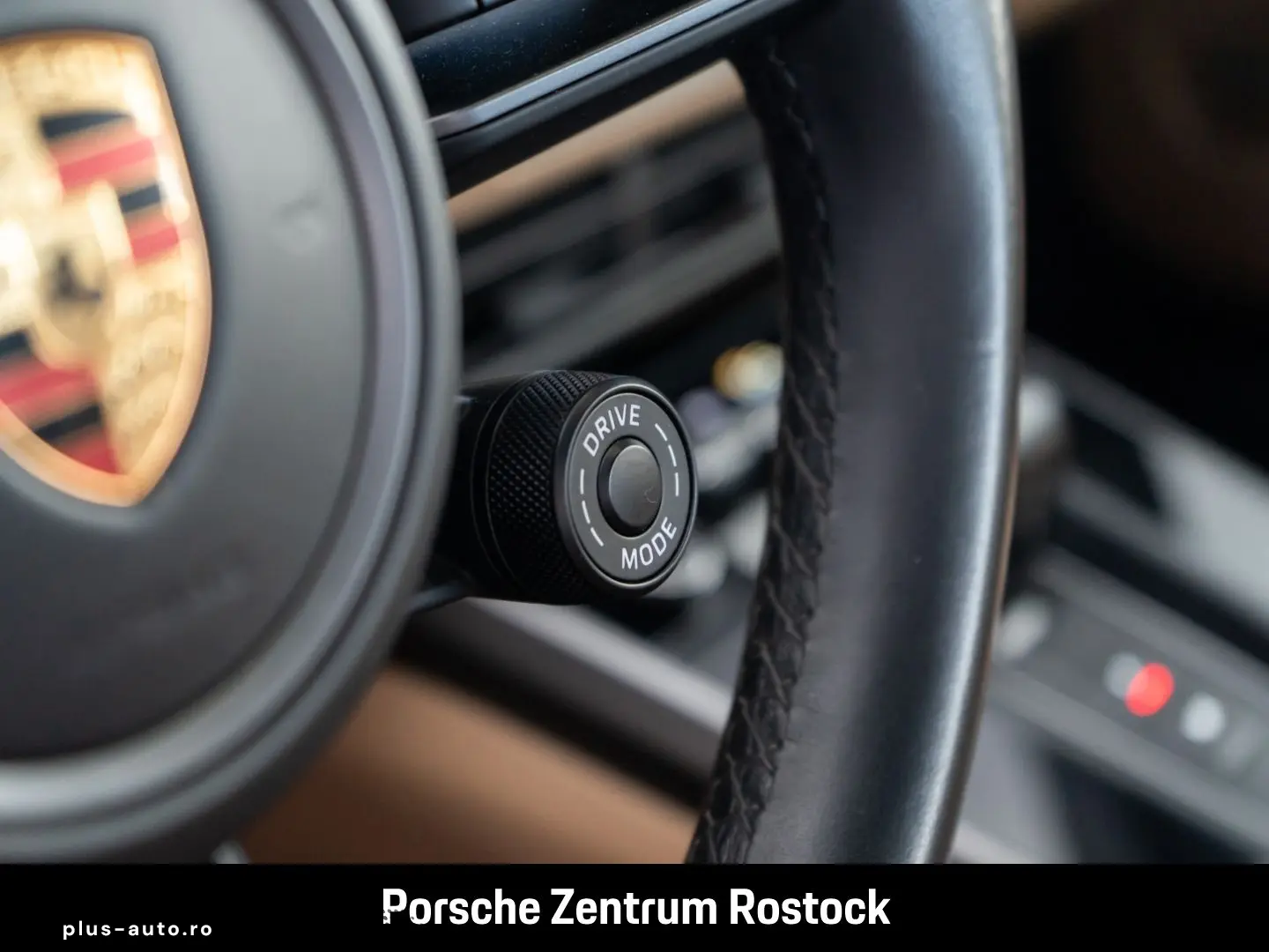 PORSCHE 992 911 Carrera 4S Cabriolet Sportfahrwerk BOSE