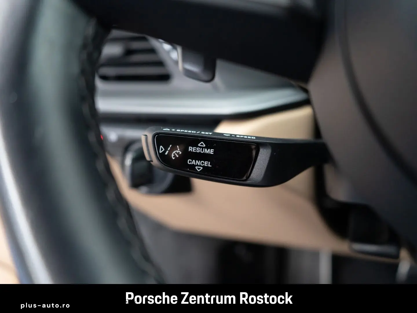 PORSCHE 992 911 Carrera 4S Cabriolet Sportfahrwerk BOSE