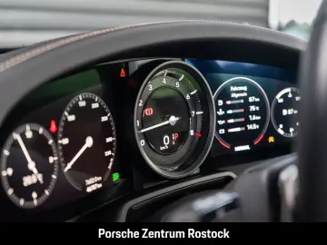 PORSCHE 992 911 Carrera 4S Cabriolet Sportfahrwerk BOSE