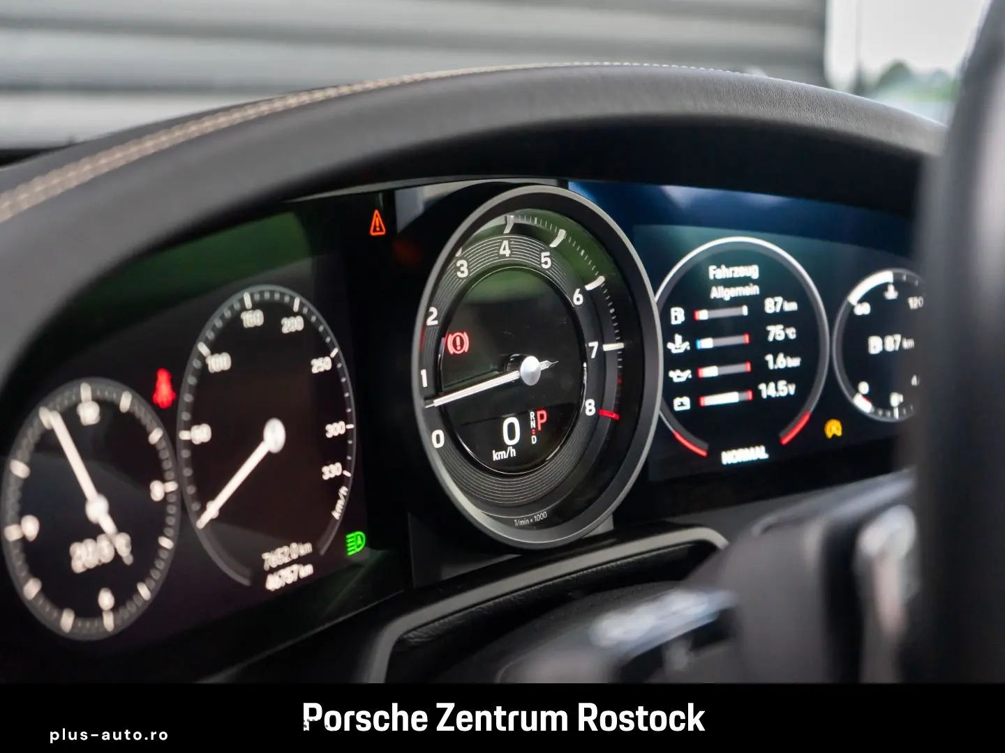 PORSCHE 992 911 Carrera 4S Cabriolet Sportfahrwerk BOSE