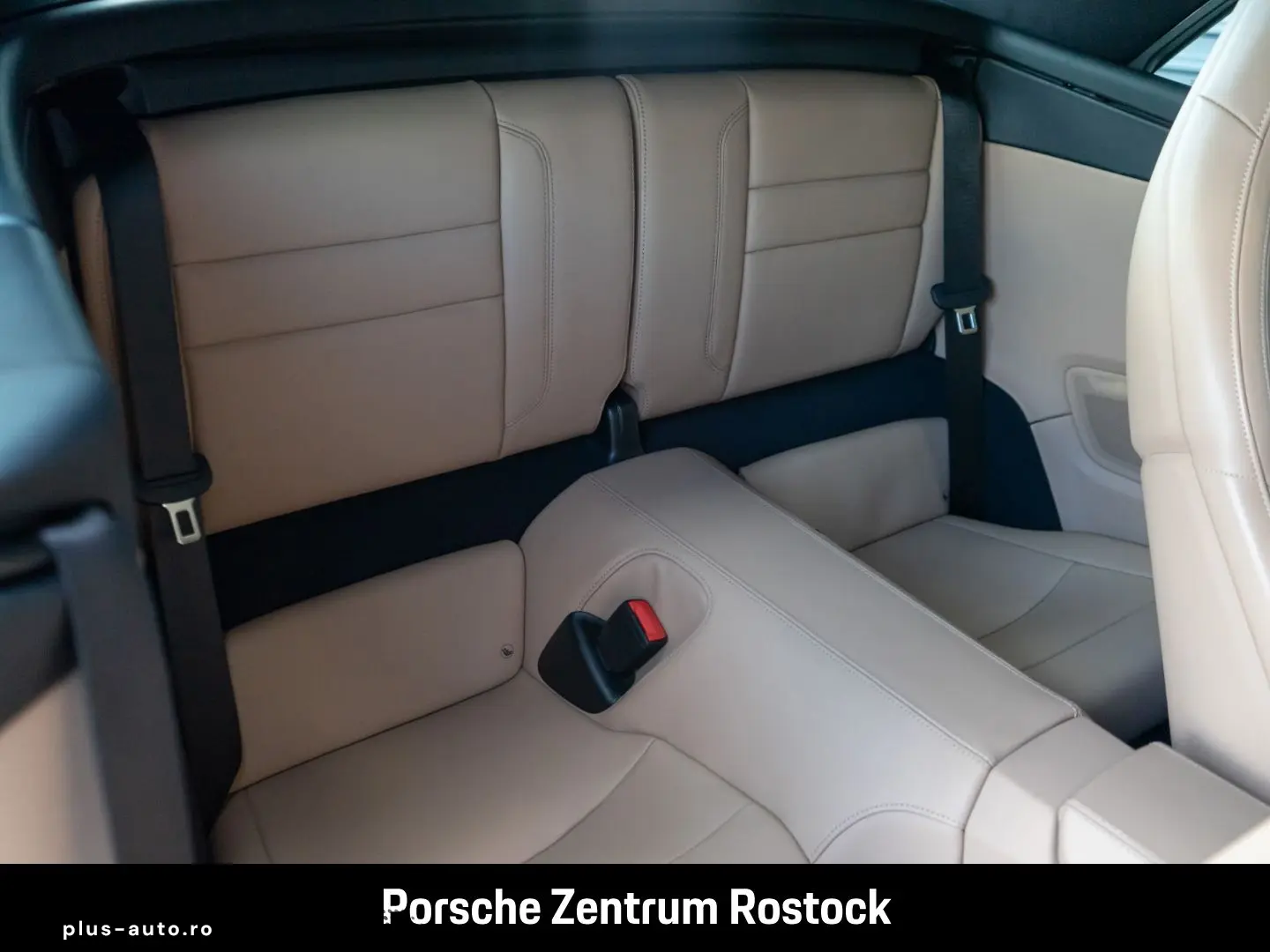 PORSCHE 992 911 Carrera 4S Cabriolet Sportfahrwerk BOSE
