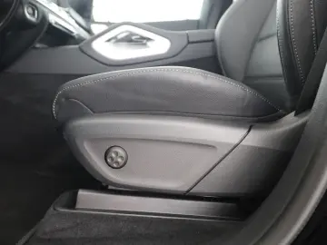 MERCEDES-BENZ GLE 350 de 4M AMG Night Burmester Wide…