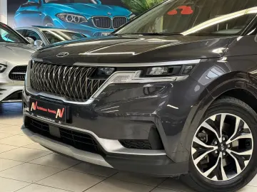 KIA Carnival 2 2 CDTI EXCLUSIVE KAMERA 9xSITZER TOP