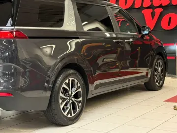KIA Carnival 2 2 CDTI EXCLUSIVE KAMERA 9xSITZER TOP