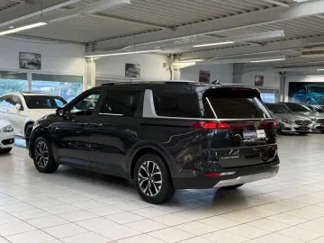 KIA Carnival 2 2 CDTI EXCLUSIVE KAMERA 9xSITZER TOP
